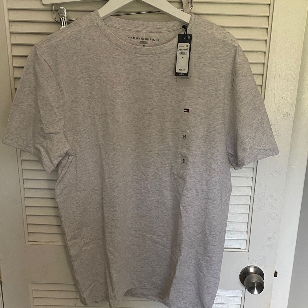 Tommy Hilfiger Men's Light Gray Tee